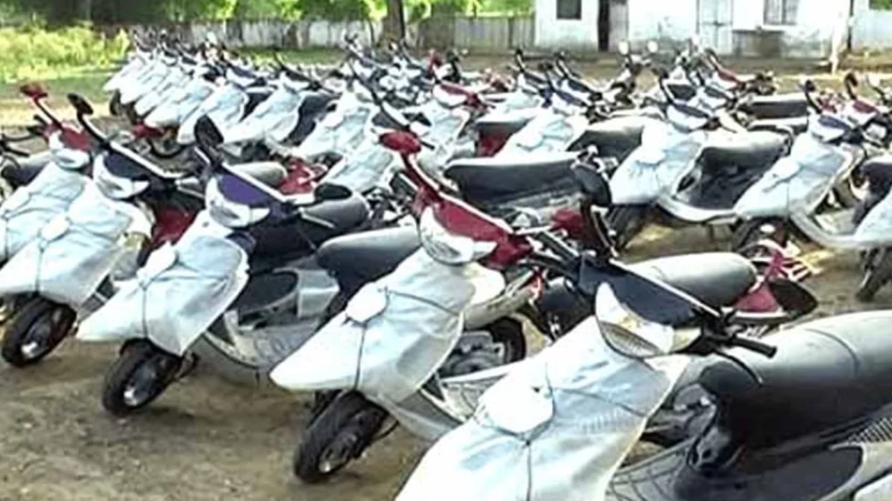 Divyang Scooty Yojana portal launched, 77 Divyangjans got scooty