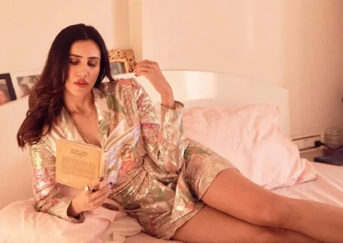 Sonnali Seygall | Sach Bedhadak