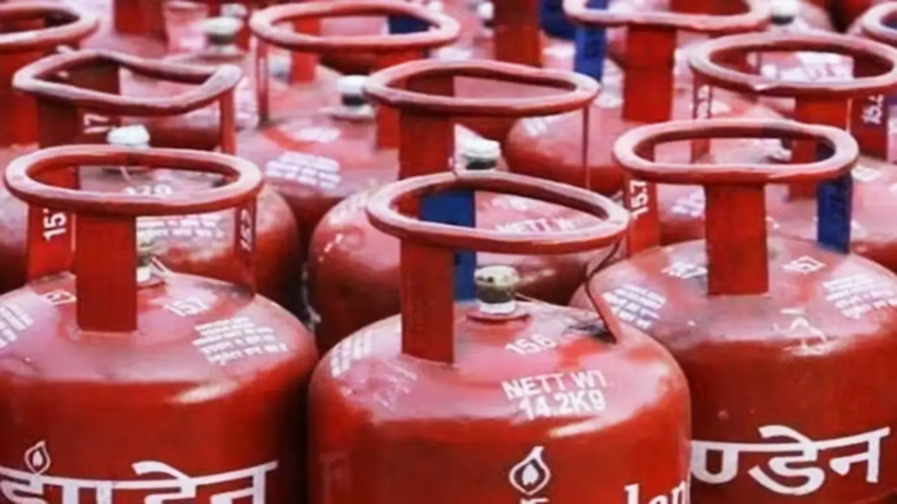 Gas Cylinders | Sach Bedhadak