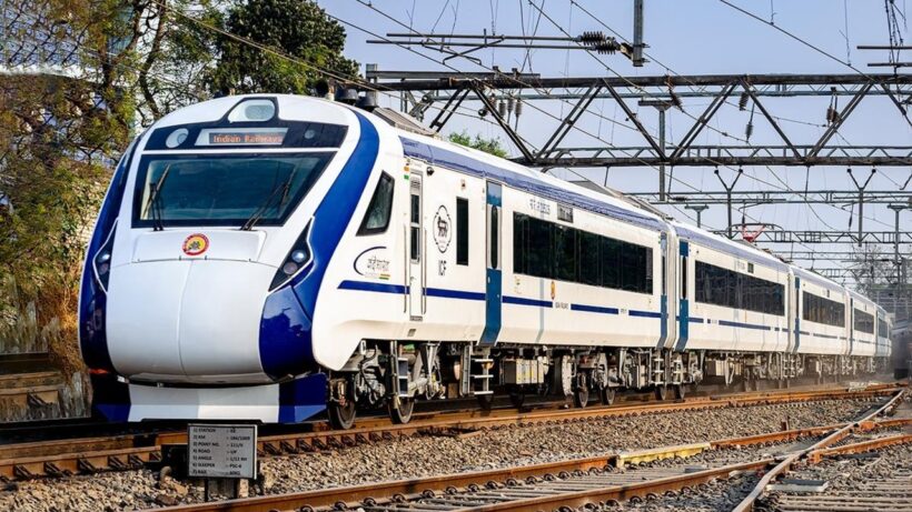 Vande Bharat Express around Mumbai | Sach Bedhadak